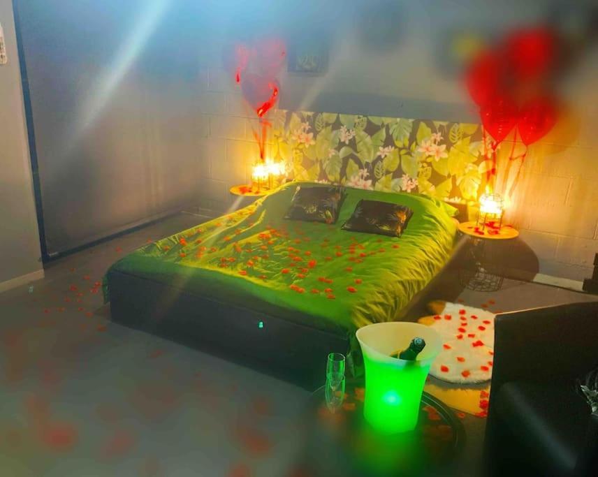 Vip Lounge Appartement Avec Jacuzzi Et Jardin Andenne ภายนอก รูปภาพ